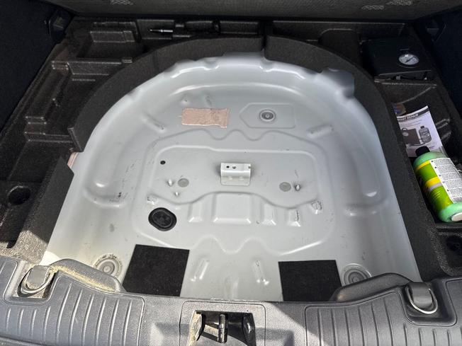 FORD Kuga Photo 21