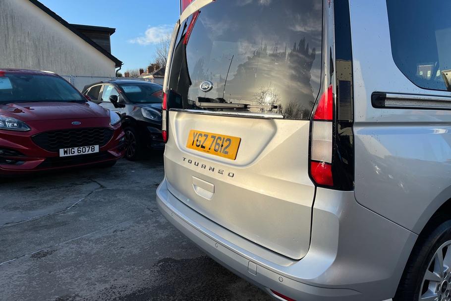 Used Ford TOURNEO CONNECT YGZ7612 40