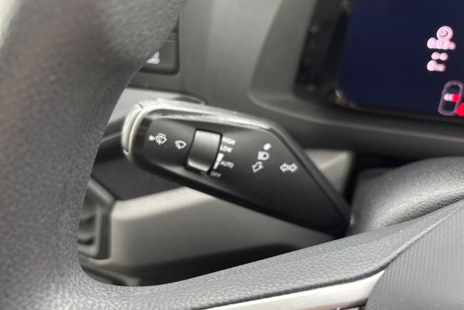 VOLKSWAGEN Crafter Photo 23