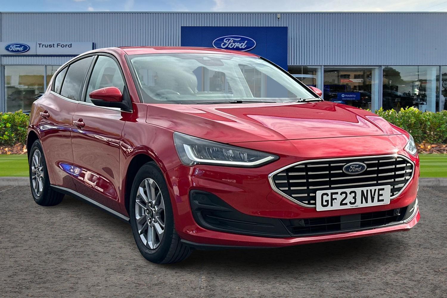 Ford FOCUS Photo 0