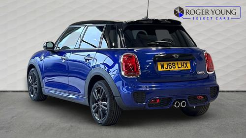 MINI Hatch Photo autoimg-5b459e55e3681be0fb0d795c3c1a0b3c2cc02927.jpg