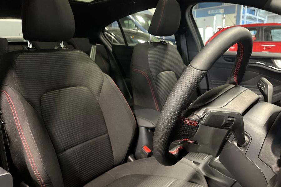 Ford FOCUS Photo autoimg-5b4957cb3d3cb44eaf6aa6a144b30a545509ba8e.jpg