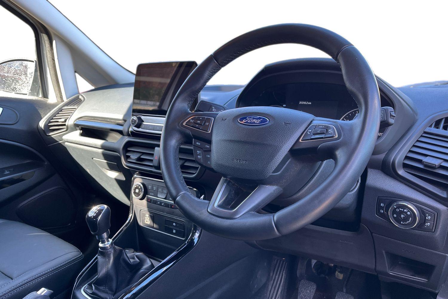 Ford EcoSport Photo 8