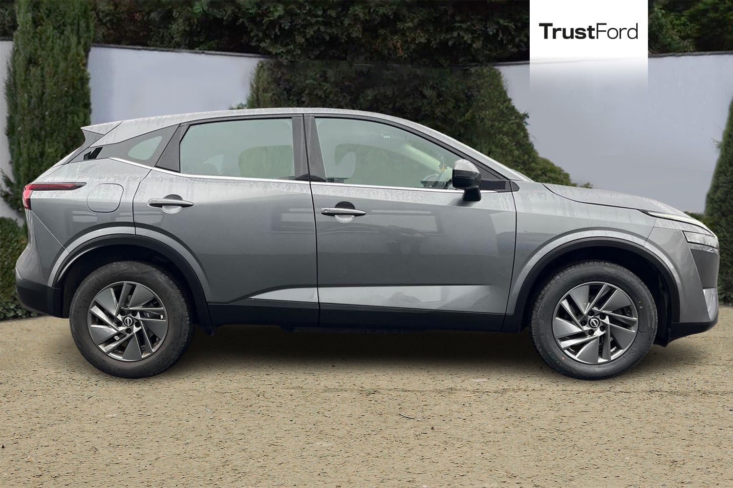 Nissan QASHQAI Photo 2