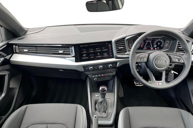 AUDI A1 Photo 10