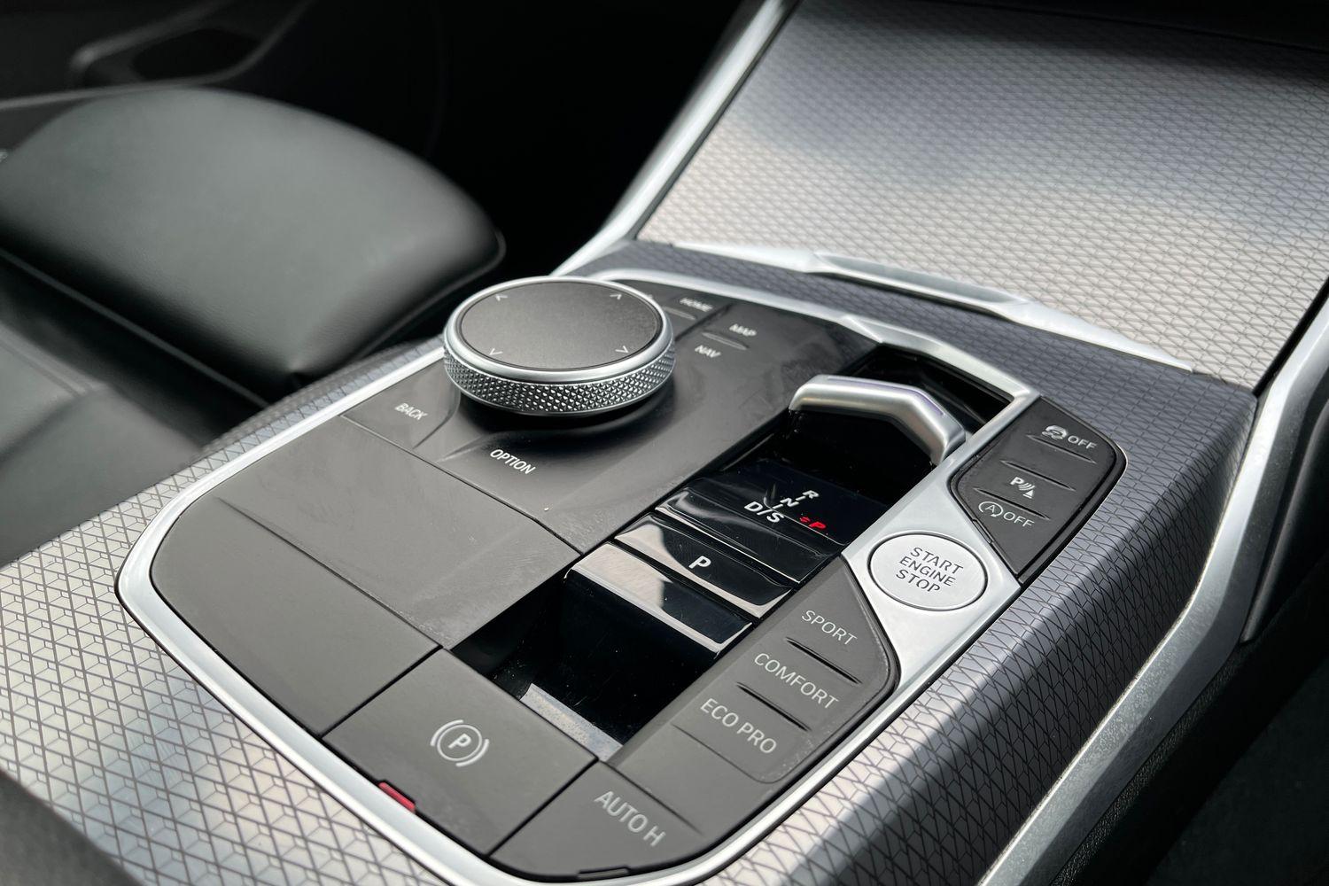 BMW 3 SERIES Photo 23