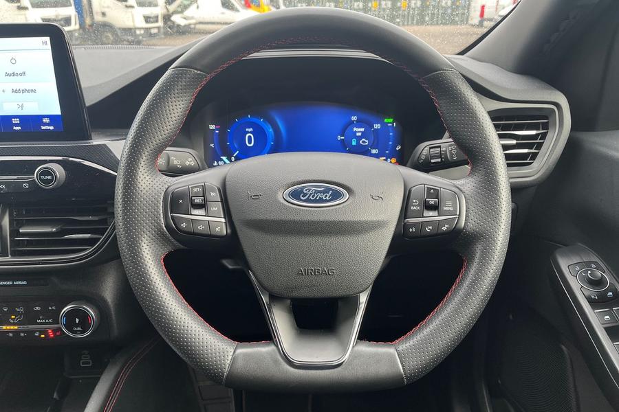 Ford KUGA Photo autoimg-5b518d77e486f82fccc66050939e2d6f1c436eee.jpg