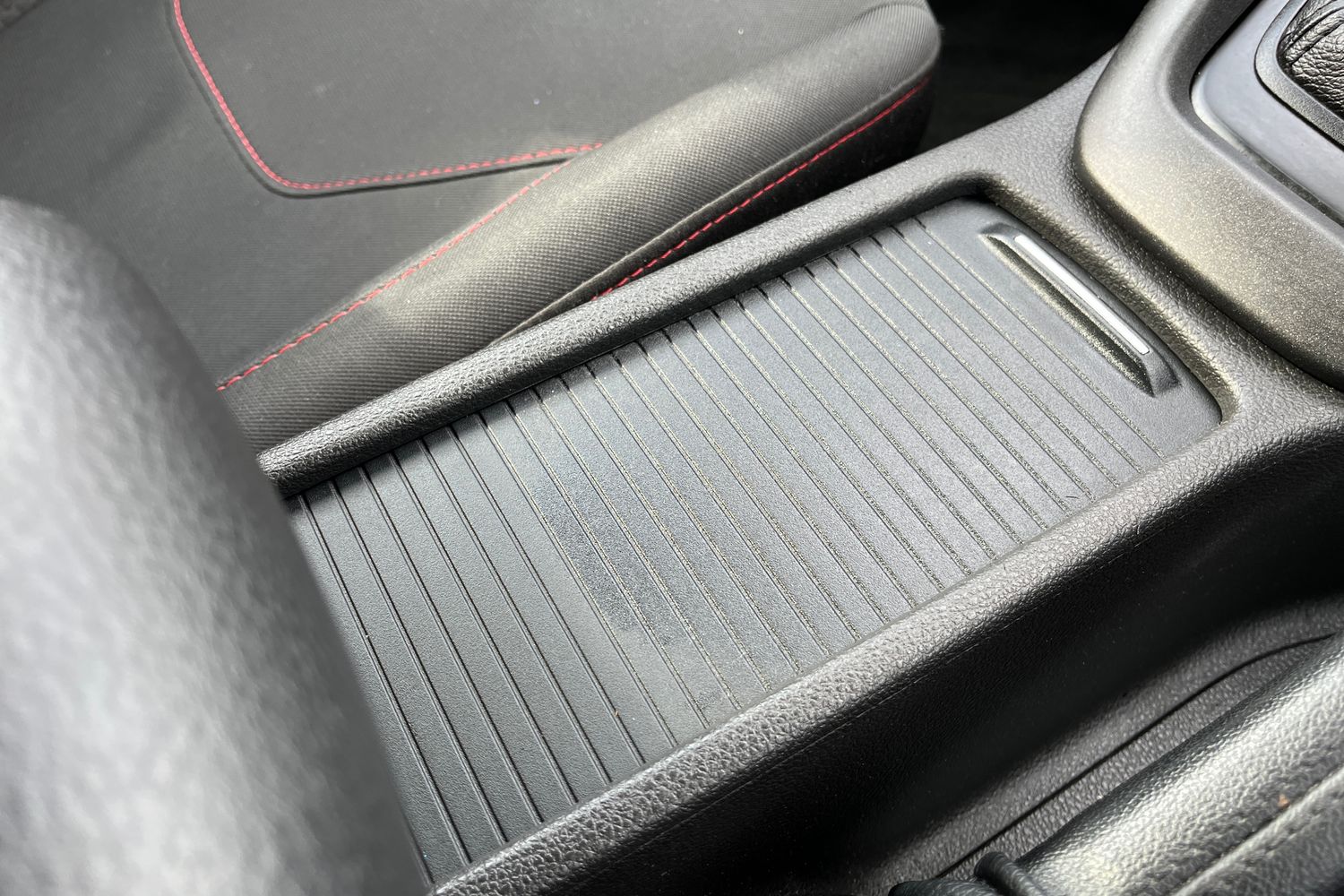 Ford FOCUS Photo 30