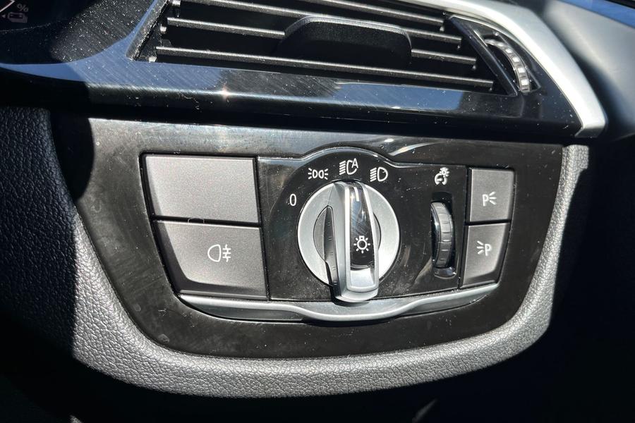 BMW 5 SERIES Photo autoimg-5b551d13f6f775b3d1a6dd2d1713f5f906fe64e5.jpg