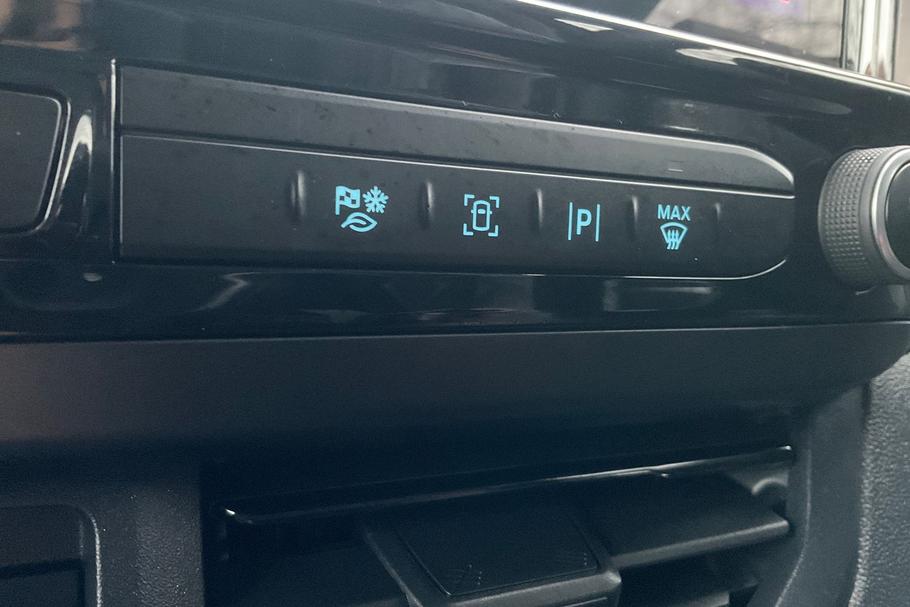 Used Ford TRANSIT CUSTOM 17