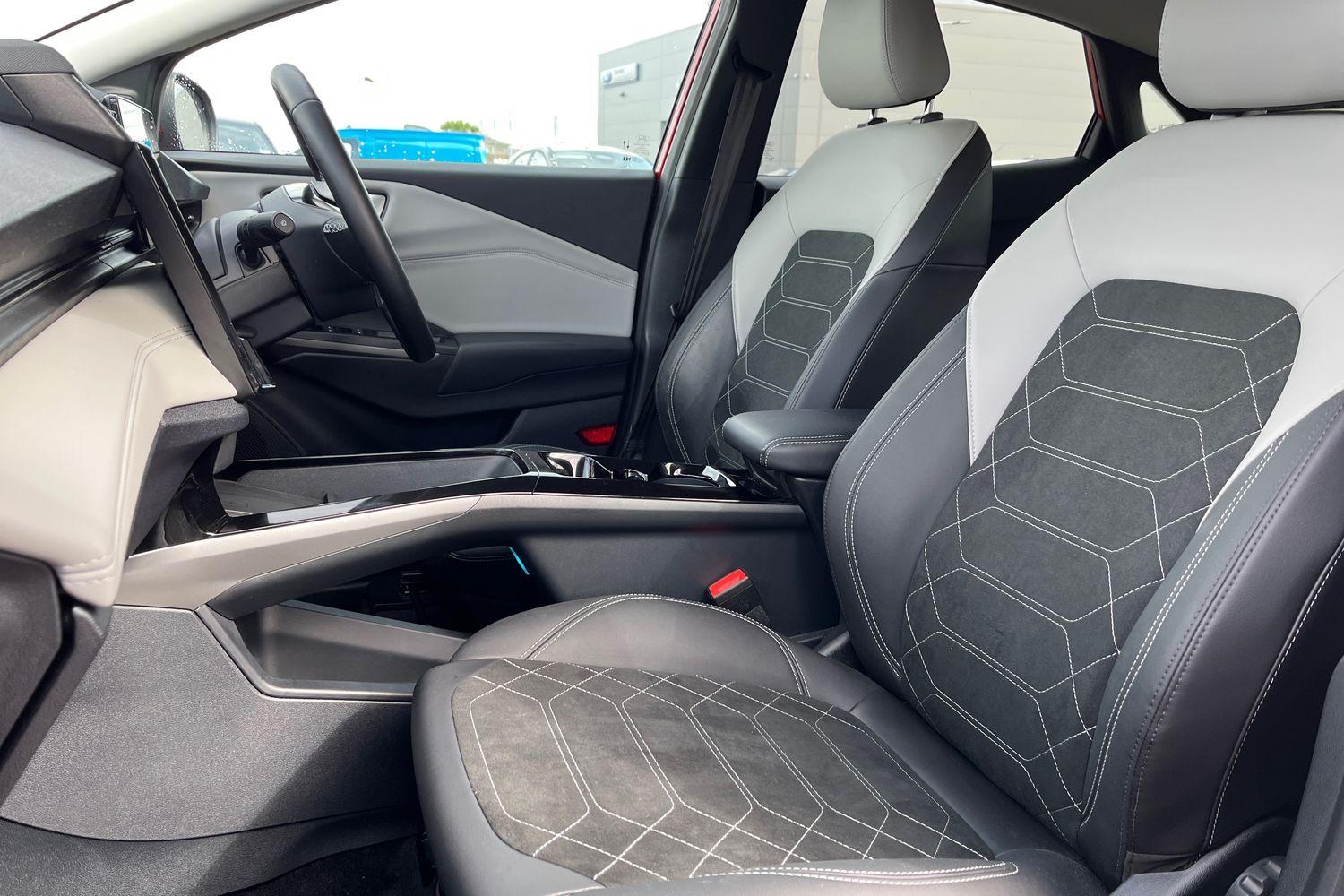 Ford PUMA Photo 18