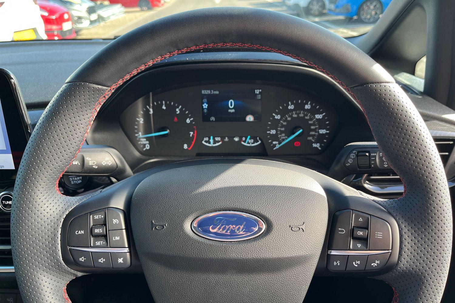 Ford FIESTA Photo 11