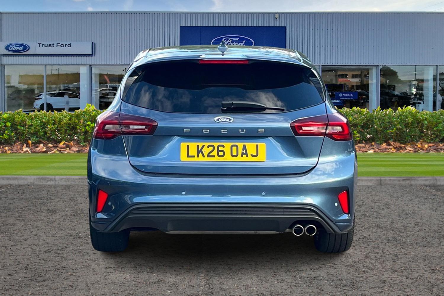 Ford Focus Photo 6