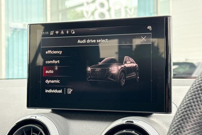 AUDI Q2 Photo 33