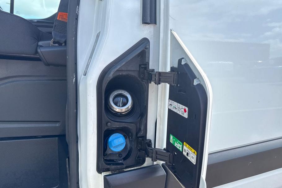 Used Ford TRANSIT CUSTOM LG23ZPD 8