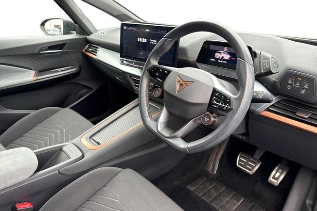 CUPRA Born Photo 6