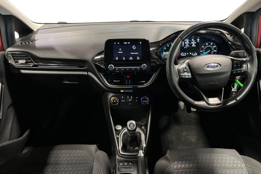 Ford FIESTA Photo autoimg-5b756d7370556fb5476eb93085c6f99f1c95dfb2.jpg