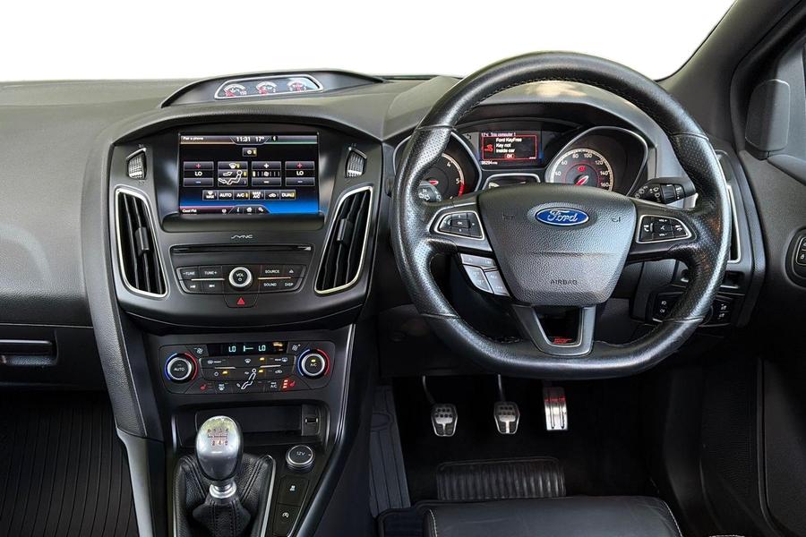 Ford Focus Photo autoimg-5b7b2f233e5a7ac697a9a1c17be9b8da4f333e84.jpg