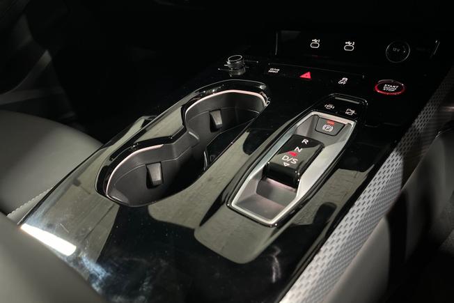 AUDI S5 Avant Photo 23