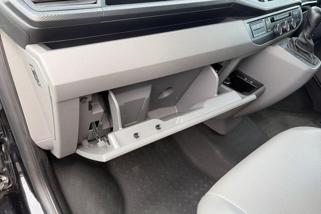 VOLKSWAGEN TRANSPORTER Photo 42