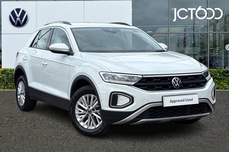 Used 2024 VOLKSWAGEN T-Roc 1.0 TSI Life SUV 5dr Petrol Manual Euro 6 (s/s) (115 ps) White at JCT600