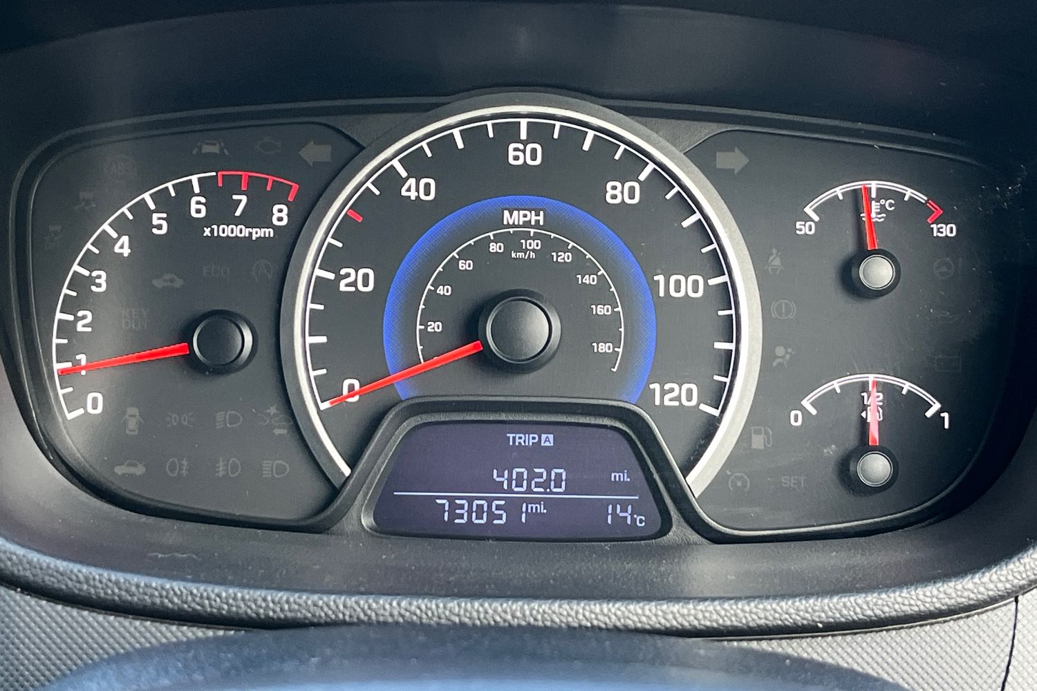 Hyundai i10 Photo 12