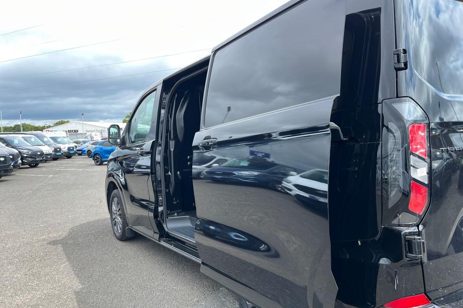 Used Ford TRANSIT CUSTOM KMZ9872 24