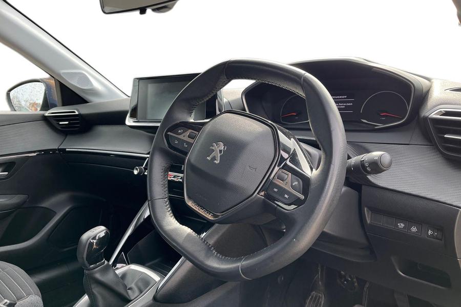 Peugeot 208 Photo autoimg-5b90c87df0a7c1b15dd28962ee884056593e0185.jpg