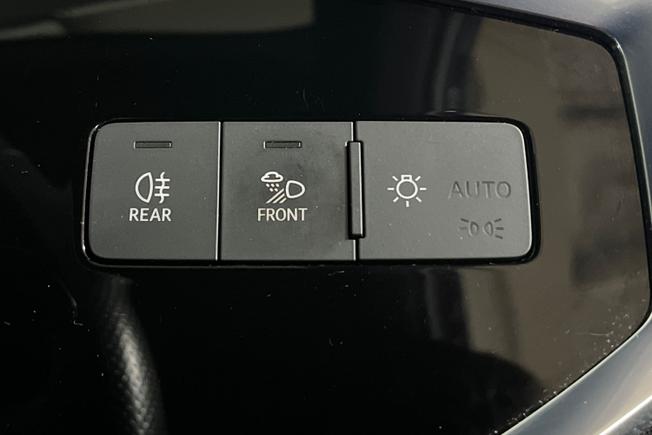 AUDI Q3 Photo 24
