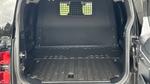 Land Rover Defender Photo 9