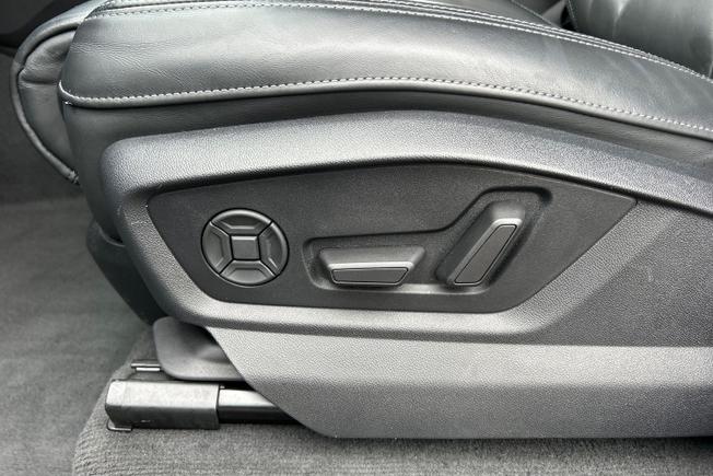 Audi Q7 Photo 43