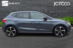 SEAT Ibiza Photo 4