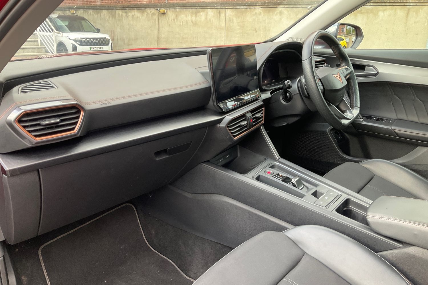 CUPRA FORMENTOR Photo 17