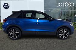 VOLKSWAGEN T-Roc Photo 4