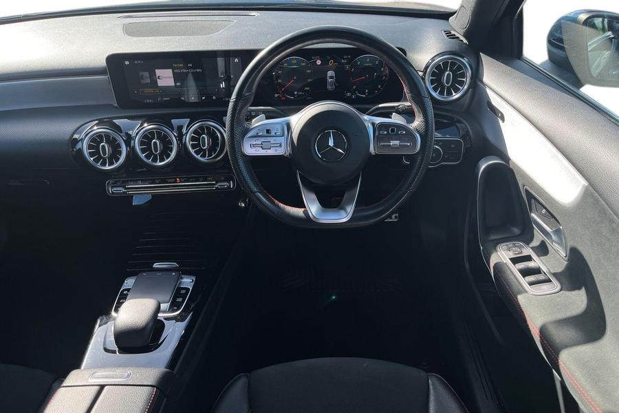 Mercedes-Benz A Class Photo autoimg-5b9df2075ab6fffa67243b6bf8aa8b922c571fbb.jpg