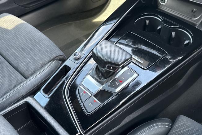 Audi A4 Avant Photo 35
