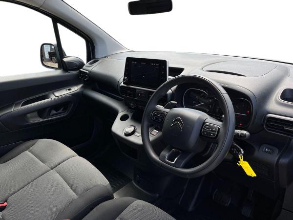 Citroen Berlingo Photo autoimg-5b9fe27e37cfc0bc153a25acd6dca29e75ee918e.jpg