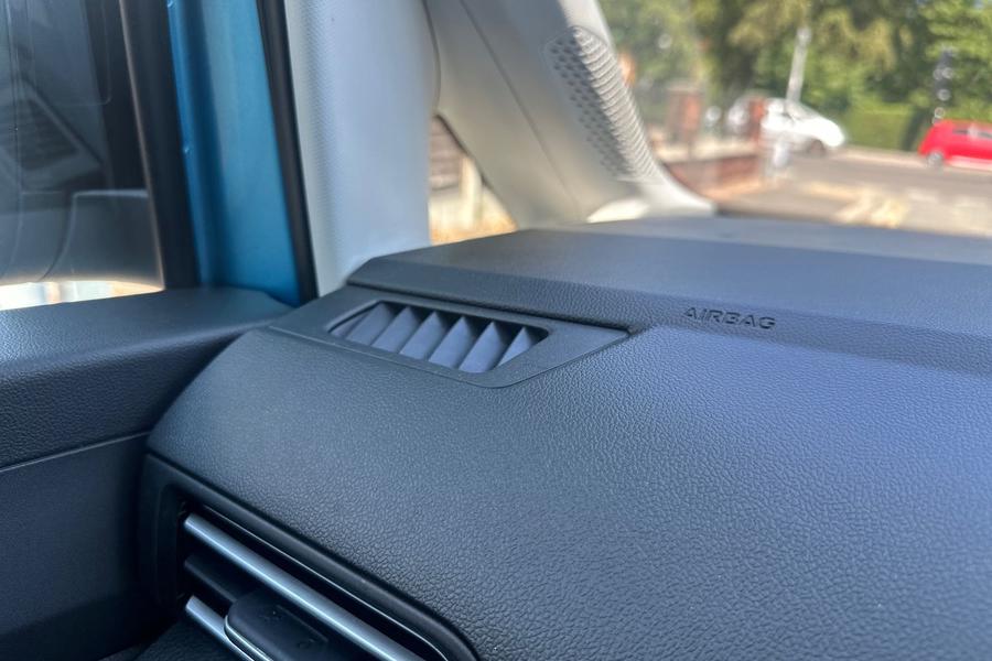 Ford TRANSIT CONNECT Photo autoimg-5ba12c1e87ddd4c69941dad31c8a5bbcd21379d5.jpg