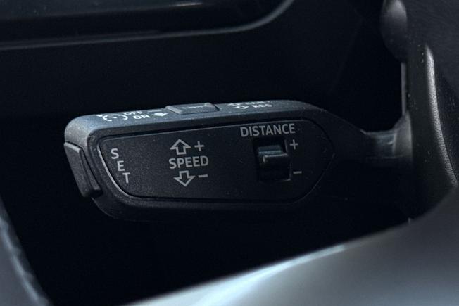 AUDI Q4 E-Tron Photo 40