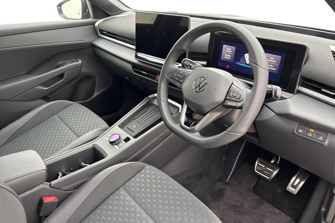 VOLKSWAGEN  T-Roc Photo 6