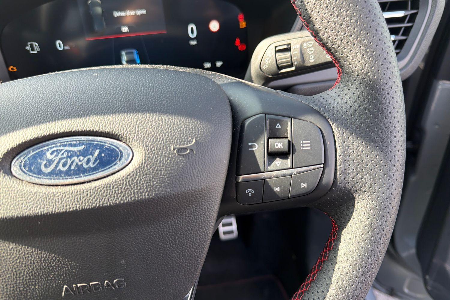 Ford KUGA Photo 24