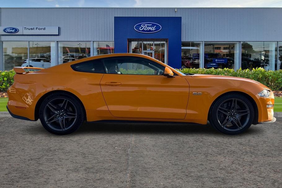 Used Ford MUSTANG 3