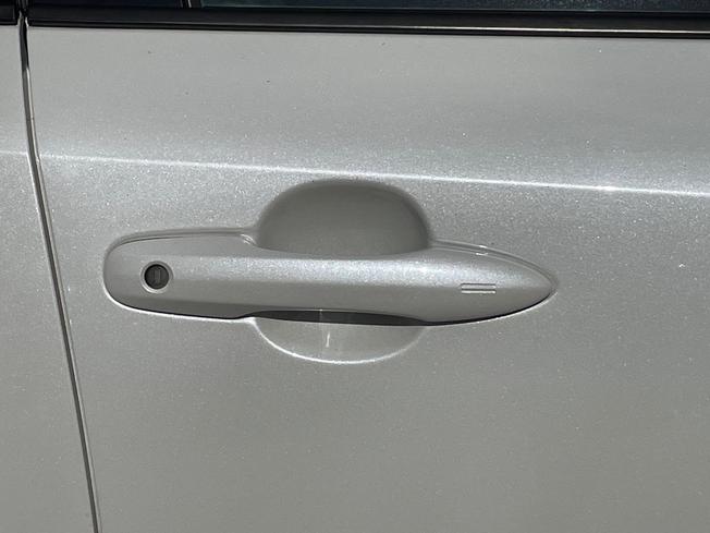 TOYOTA Corolla Photo 24