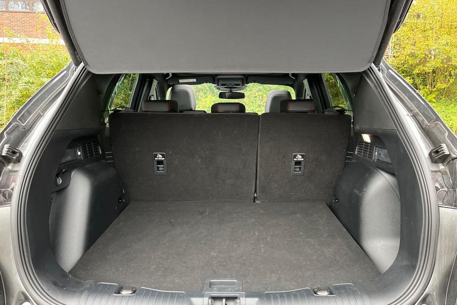 Ford Kuga Photo autoimg-5bab8a40bb028e3bb0bc478d7c5836490d9eb424.jpg