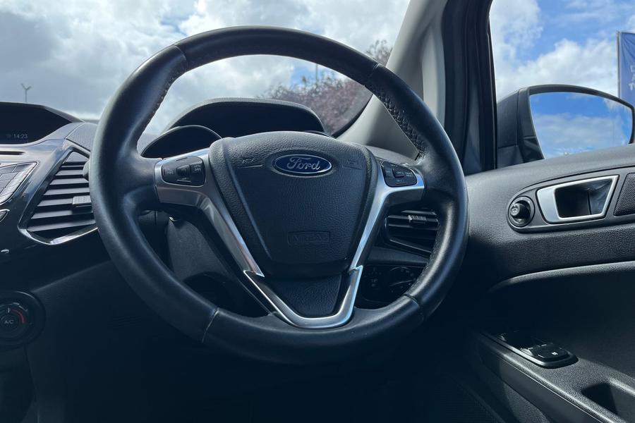 Ford EcoSport Photo autoimg-5bac255c77fbd9156088ccaa0386edeb5e4f6760.jpg