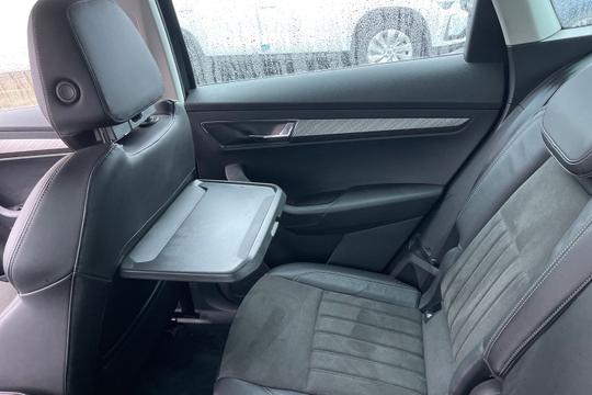 Skoda Karoq Photo autoimg-5bac95f773e429e36678b4e8bcfdf4c0035aa57b.jpg