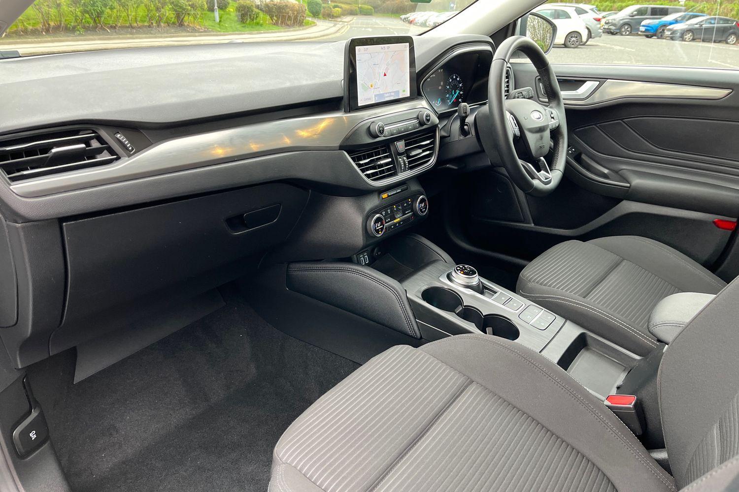 Ford FOCUS Photo 17