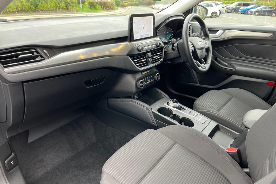 Ford FOCUS Photo autoimg-5bb008b7a472b5912552c5dde3717cfa9e82a880.jpg