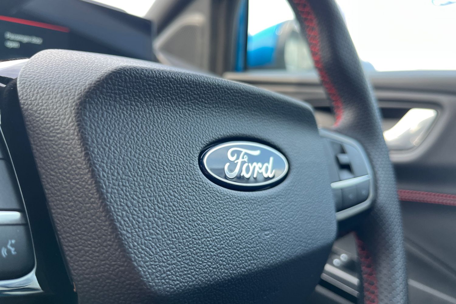 Ford PUMA Photo 28