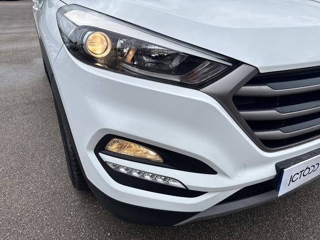 HYUNDAI TUCSON Photo 31